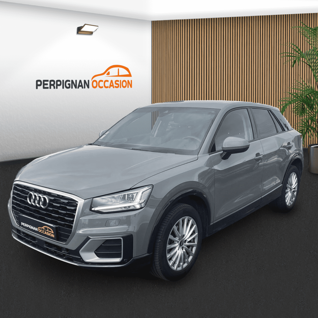 Audi Q2 Design 30 TFSI d'occasion à Narbonne – vue avant du SUV urbain / voiture occasion Narbonne